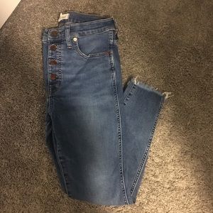 Petite 10” high rise skinny jeans button front